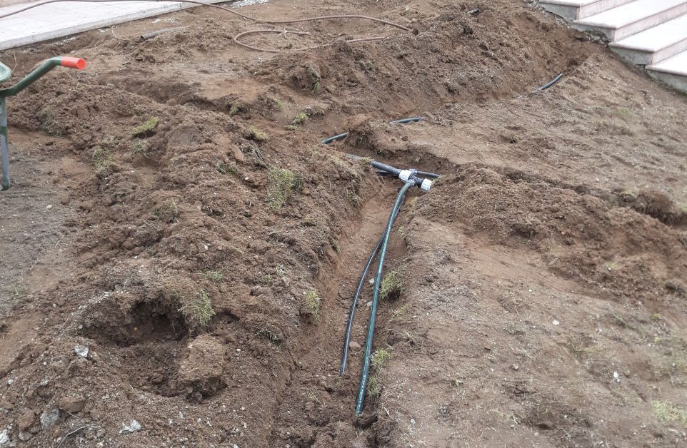 realizzazione e cura dei giardini trento e rovereto (15).jpg